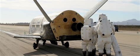 Mysterious Space Plane X-37B Was Just Launched Into Orbit on Its Sixth ...