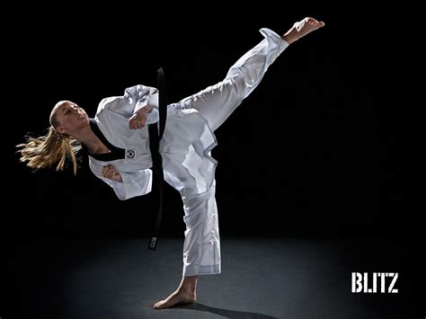 Taekwondo Black Belt Wallpapers - Top Free Taekwondo Black Belt Backgrounds - WallpaperAccess