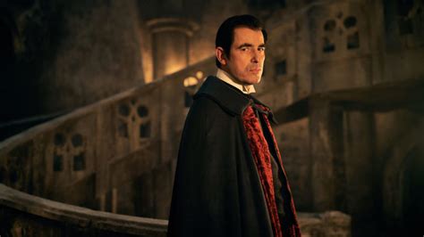 Dracula: trama e dettagli della miniserie in arrivo nel 2020