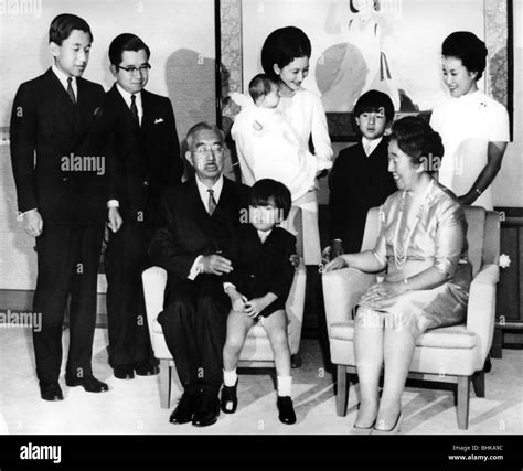 Hirohito, 29.4.1909 - 7.1.1989, Emperor of Japan, group picture, with ...