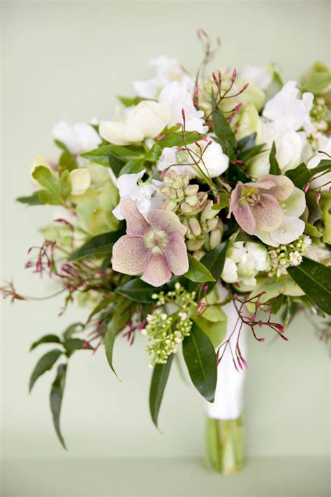 Hellebores, Sweet Pea, Jasmine and Tuberose in bride's bouquet I really like the hellebores ...