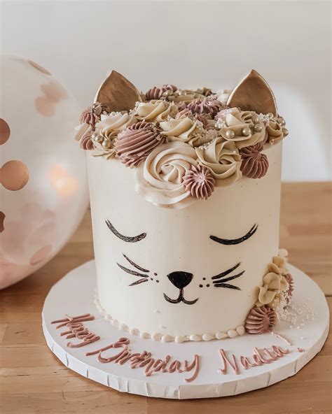 Cat birthday cake kitten | Cat cake, Kitten cake, Birthday cake for cat