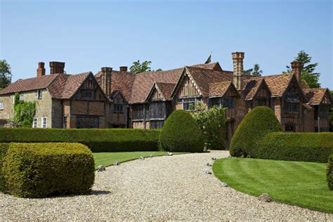 Dorney Court | English house, Venues, English cottage