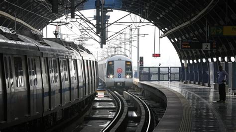 Delhi Metro: No direct services from Noida Electronic City to Dwarka till 2pm | Latest News ...