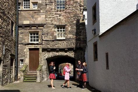 Outlander Walking Tour of Edinburgh's Old Town 2024