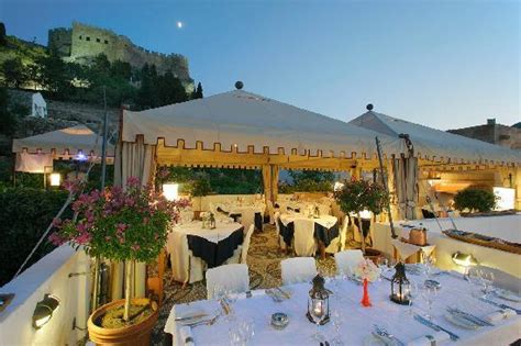 The Best Lindos Restaurants in Lindos | Restaurant Guide - Travel Toucan