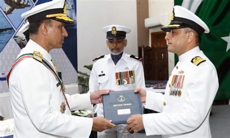 Pakistan Navy Personnel Conferred Military Awards - News 360