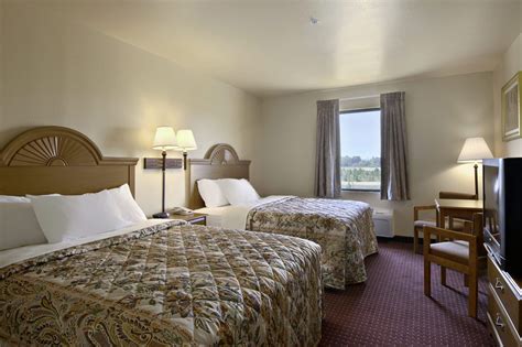 Days Inn by Wyndham Centre | Centre, AL Hotels