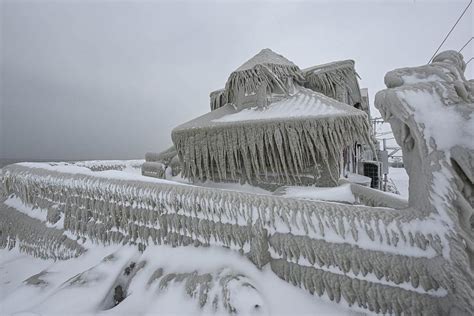 Winter Storm Death Toll Rises to 49 — with 27 Victims in Buffalo, New York: 'So Many Bodies'