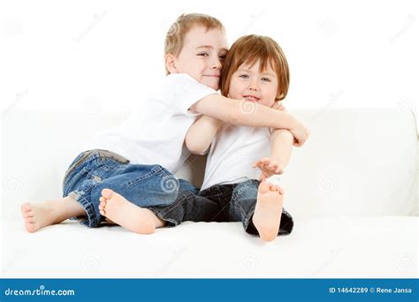 Siblings Hugging Royalty Free Stock Images - Image: 14642289