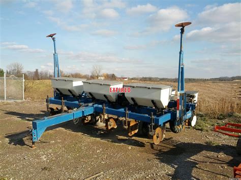 Kinze Evolution Planter for Sale | Farms.com