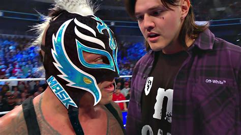 Watch Rey And Dominik Mysterio WrestleMania Entrances - Wrestling Attitude