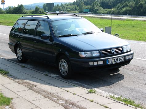 VW Passat B4 Typ 3A Variant TDI Pacific - Bildersammlung von Christof ...