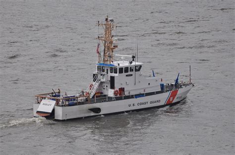 US Coast Guard Patrol Boat - "Ridley" On The Hudson River … | Flickr