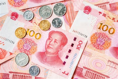 Moeda oficial da china. renminbi, abreviatura rmb. dinheiro chinês. | Foto Premium