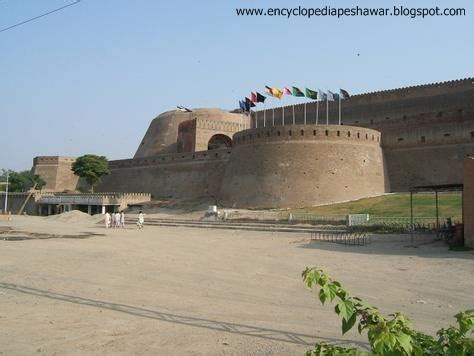 Peshawar-A Guide to Peshawar-Photos and Much More...: Qila (Fort) Bala Hisar Peshawar