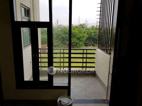 Sector 57 Rent - WITHOUT BROKERAGE Semi-furnished 2 BHK Rental Flat in ...