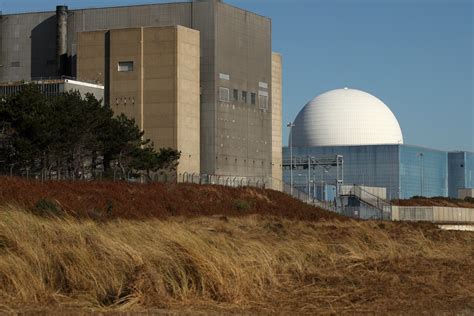 Sizewell C nuclear power plant ‘under review’ | Radio NewsHub