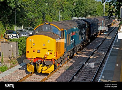 British rail class 37 locomotive hi-res stock photography and images ...