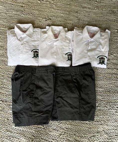 灣仔聖若瑟小學校服 St Joseph’s Primary Uniform, 兒童＆孕婦用品, 嬰兒及小童流行時尚 - Carousell