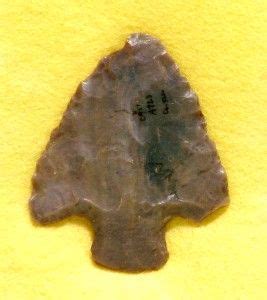 Woodland Snyders projectile point 30 | Woodland indians, Native american artifacts, Woodland