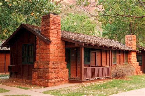 9 Best Zion Lodging Properties in and Around the National Park