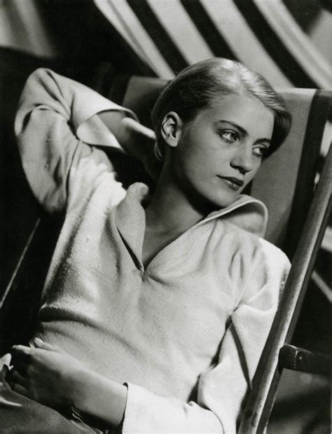 LEE MILLER 1932 by George Hoyingen Huene | Lee miller, Man ray, Miller