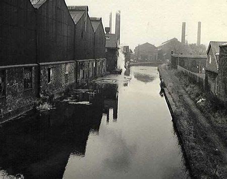 √ Birmingham Canals History