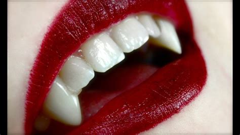 Vampire Teeth Wallpapers - Top Free Vampire Teeth Backgrounds - WallpaperAccess