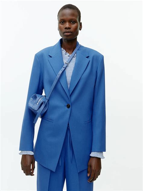 5 Blazer Trends That Will Dominate 2023, No Question | Who What Wear