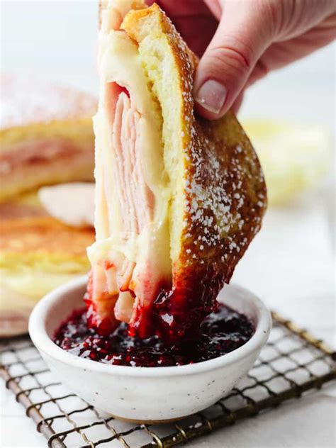 Monte Cristo Sandwich (Disneyland Copycat) – Save Cook