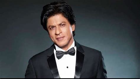 Shah Rukh Khan biography, wiki, age, movies, wife, education, net worth