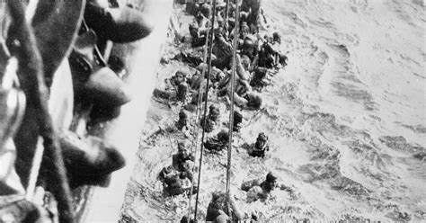 Nummer's: Survivors from the Bismarck are pulled aboard HMS Dorsetshire (40) on 27 May 1941 ...