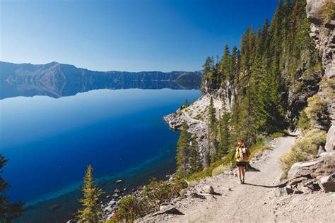 How to Hike Cleetwood Cove Trail in Crater Lake National Park