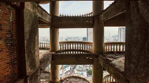 Abandoned Skyscraper Bangkok Sathorn Unique Tower - GETTING STAMPED