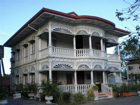 OLD SPANISH HOUSE | Spanish house, Philippine houses, Filipino house