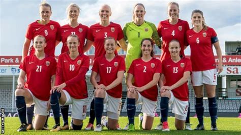 Norway will pay their male and female football teams the same - BBC Sport