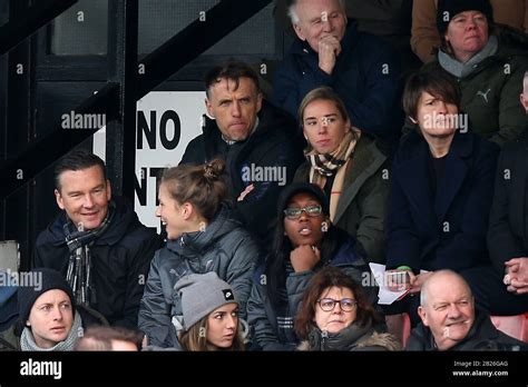 Phil neville england women hi-res stock photography and images - Alamy