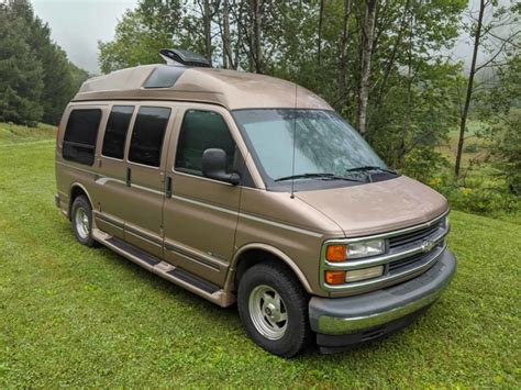 1997 Chevy Express Camper Van For Sale in Smoketown, Pennsylvania - Van Viewer