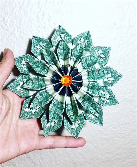 Origami Dollar Bill Flower | EMBROIDERY & ORIGAMI