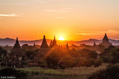 Cycling Around the Temples of Bagan | Earth Trekkers