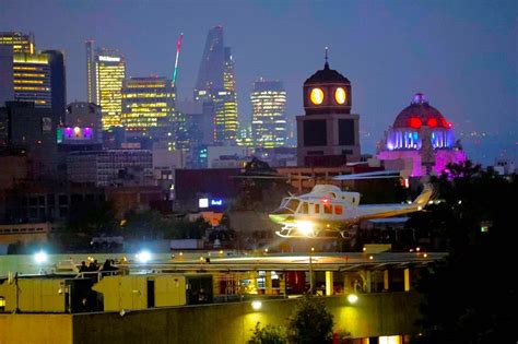 'Paseo de la Reforma' night skyline in Mexico City [1200x800] : r/CityPorn