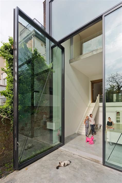 These Are The Largest Glass Pivoting Doors In The World