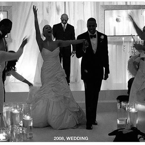 Rare Photo of Beyoncé and Jay-Z's Wedding | Celebrity wedding dresses ...