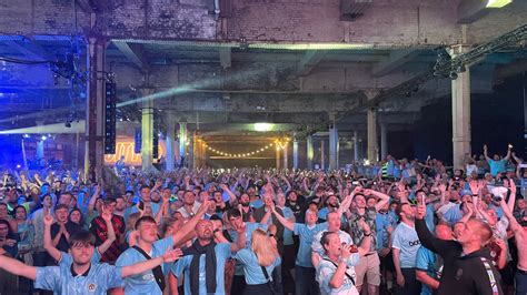 Fans celebrate after Manchester City win Champions League and clinch ...