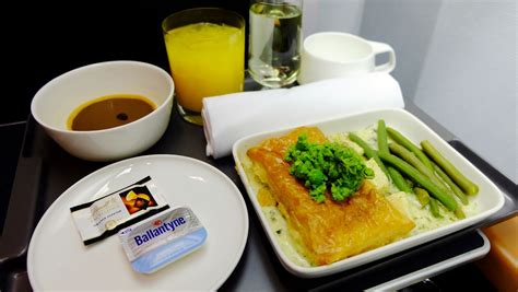 https://flic.kr/p/228SYyE | Domestic Business Class In-flight Meal - Qantas | QF487 SYD-MEL In ...