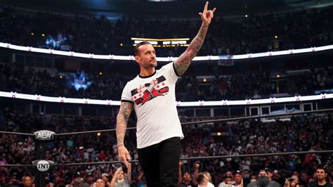 WATCH: CM Punk Gets Massive 'Hometown Pop' In AEW Debut, Wrestling ...