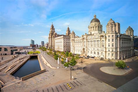 Port of Liverpool Building - A Historic Landmark Dock Building in Liverpool - Go Guides