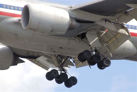 Examining How Boeing’s Landing Gear Overhaul Program Benefits Operators