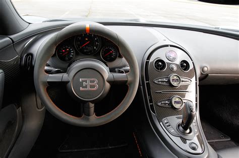 Bugatti Veyron interior | Autocar